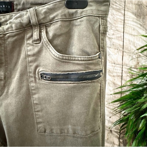 SANCTUARY Army Green Pants w/ Zipper Detail - Size 31 - Picture 4 of 11